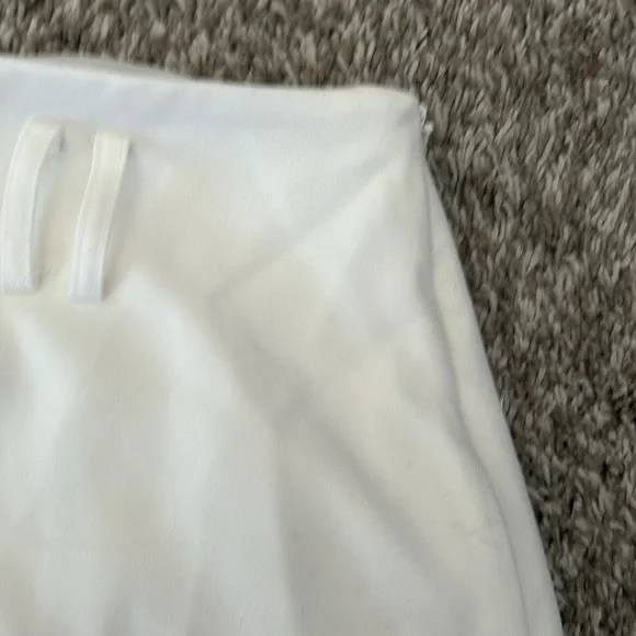 DISSH White Skort (EUC) US12
